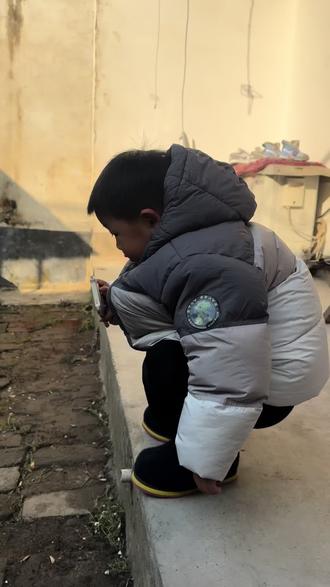 孩子的好朋友竟然是豆包,没事就想跟豆包分享,不听话了,就拿出豆包,立马听话😂感觉没我啥事了
#日常生活 #豆包 #豆包知道 #养娃有招 #养娃助攻