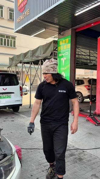 北京现代,更换发电机#维修保养 #修理工的日常