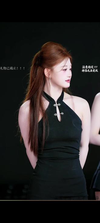 #lw女团 #lw狐狸 #舞团 #女团舞 #直播录屏分享 狐狸劳斯身体不舒服