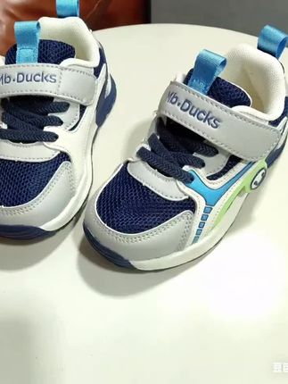 #童鞋 #软底软面 #运动穿搭 #宝妈推荐