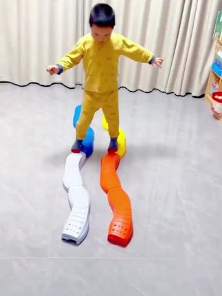 聪明触觉板感统训练#感统训练 #专注力 #亲子互动 @DOU+上热门