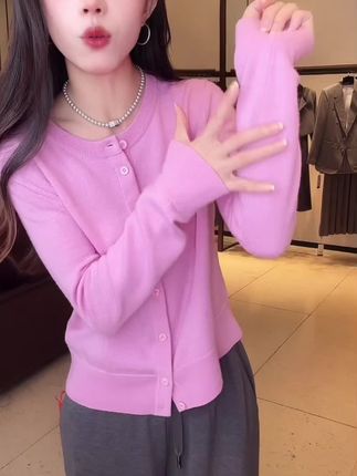 #穿搭ootd #极简穿搭 #针织开衫