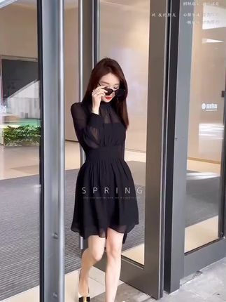 #时髦穿搭 #穿出自信穿出美丽 #减龄显瘦穿搭 #高级感穿搭 #遮肉显瘦穿搭