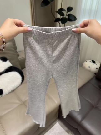 品质巨巨巨好看儿童微喇裤,随便搭件t恤都贼好看,冲#高品质童装 #百搭裤子 #女童微喇裤 #潮童必备 #生女儿就是用来打扮的