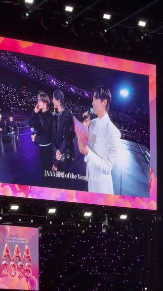 超可愛 現在看到影片還是會笑 可愛可愛😭😭
#惠利 #tarzzan #崔代勋 #李浚赫 #金裕貞