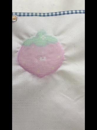 草莓水果狗完成啦!新豆子还挺好用😊
#水果狗系列#拼豆日常