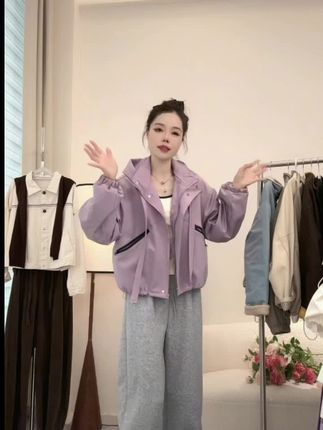 连帽防风短外套女2025年秋季新款韩版潮休闲夹克外套宽松上衣#韩系 #潮流穿搭 #休闲减龄穿搭 #谁穿谁好看