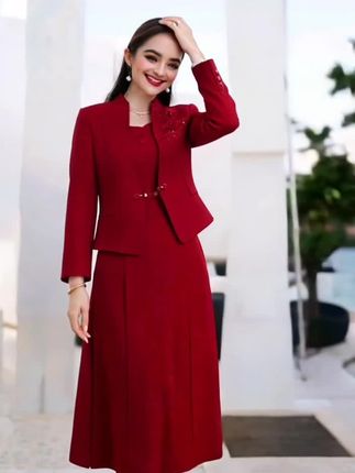#高贵优雅 #婚礼妈妈礼服 #假两件连衣裙 #魅力女人 #优雅气质