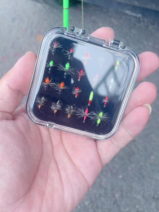 微物路亚,飞蝇钩收纳,迷你款,很方便。#微物路亚 #飞蝇钩收纳