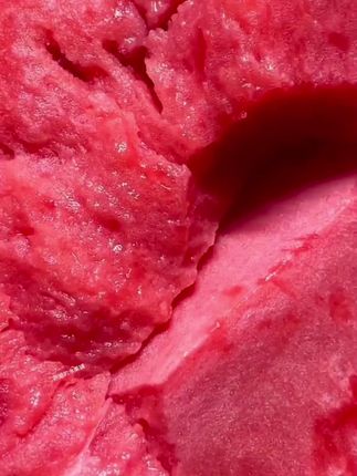 #西瓜🍉 #皮薄肉厚 #汁水多#这麒麟西瓜太好吃了#爱吃西瓜的看过来