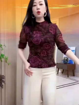 【花不定位】长袖法式T恤女气质时尚印花轻熟风打底衫柔软显瘦内搭#显瘦穿搭 #面料柔软舒适 #穿出自己的风格 #淘优尊选👑 @DOU+小助手