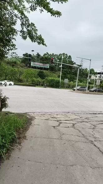 民族英雄刘永福刘将军墓的路线