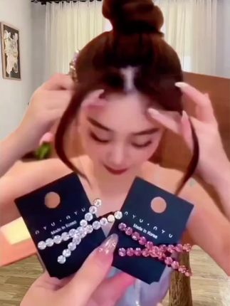 #头饰发饰 #头饰搭配 #美出高级感#碎发整理#d0u上热门十小助手