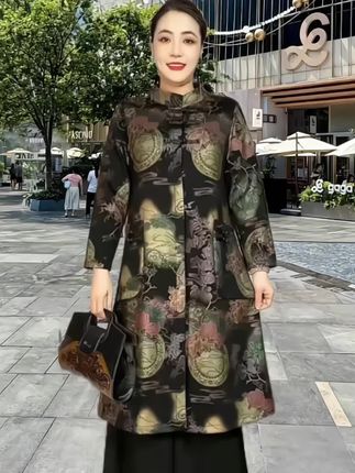 #穿搭 #谁穿谁漂亮 #简约大气 #传统服饰 #时尚洋气