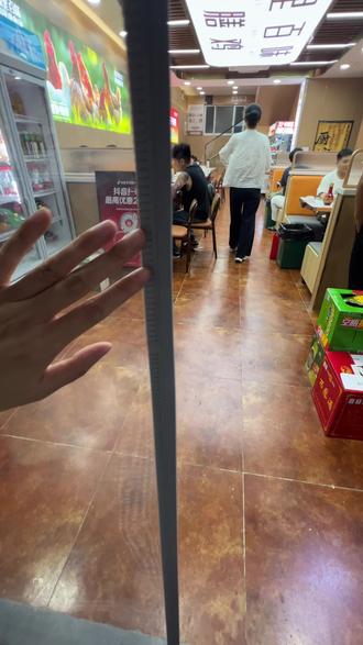哇塞,58这个套餐也太划算了吧,两个人随便吃吃都能回本
#鸡汤火锅 #好吃不贵 #郑州美食 #火锅自助 #故里百味药膳鸡