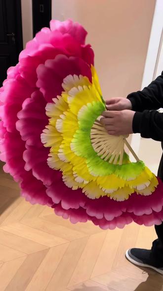 双手外翻花教程#牡丹花扇 #花扇教程 #转扇 #广场舞扇子 #跟着扇语学转扇