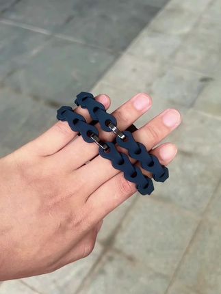 舒服透气链式硅胶表带,佩戴牢固,柔软亲肤,适合秋天佩戴 #applewatch #iWatch #iWatch表带 #ultra #新款iwatch