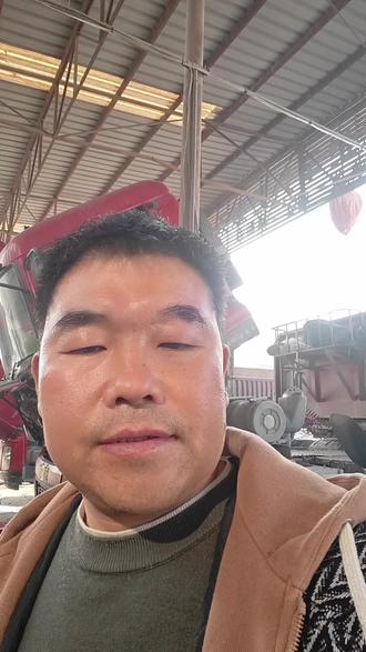 东风配雷洛发动机
小水箱反水
首先看看打气泵盖头
#水箱反水 #雷洛发动机 #重卡维修