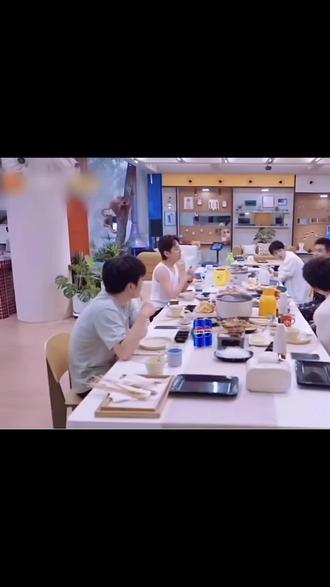 我会一直顺顺顺顺~~#蛇年崴脚 #转运 #没招了