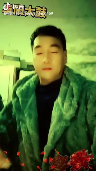 友友们大家好闲着没事演唱一段阜阳大鼓书希望大家能够快快乐乐过好每一天欢迎新人加入啊!