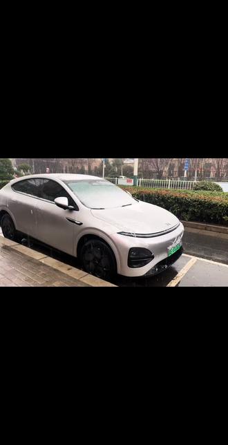 #雪景 #小鹏g6 小鹏g6真实用车感受 ,原厂雨刷更换