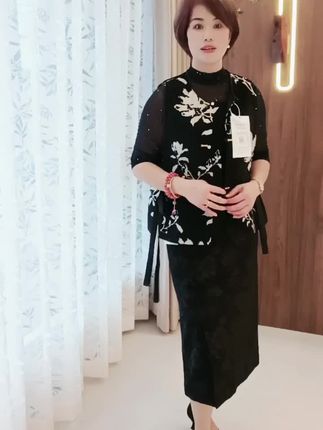 女人可以有多面性#穿出女人的气质 #喜欢就关注我吧