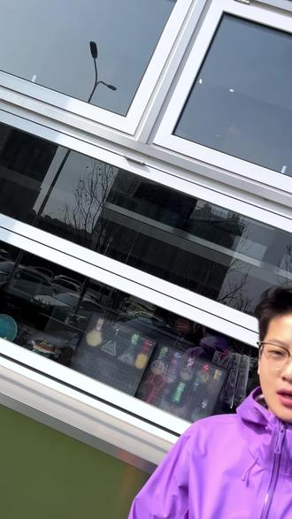 一条视频带你了解凯乐石博格达系列 轻量和防护都兼顾的冲锋衣,博格达是你的不二之选,一分钟了解博格达系列。
#KAILAS凯乐石 #KAILAS凯乐石门店 #凯乐石博格达 #博格达冲锋衣 #徒步户外