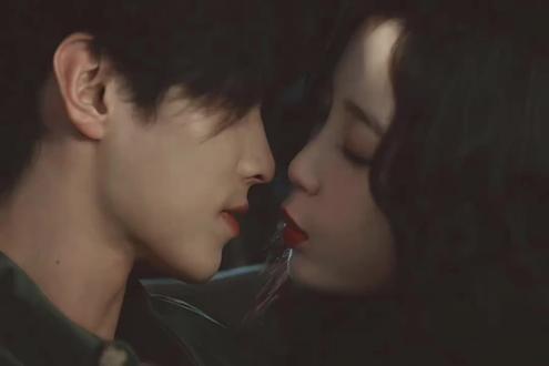姜暮主动亲靳朝,这是一个草莓味的吻