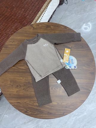 赶紧来薅这个羊毛蚕丝保暖套装的大羊毛,还是A类的品质!7a抗菌的小面料,都是带有检测报告的,给孩子贴身穿着可放心了!软软糯糯的,高腰深档的设计,不卡不勒,宝宝穿着很舒服!#高品质童装 #秋冬新款 #睡衣家居服 #贴身衣物 #童装