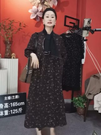 秋季新款时尚大码复古长袖气质中长款休闲织花宽松连衣裙#高级穿搭 #减龄气质 #高端女装 #谁穿谁好看 #品质女装