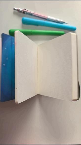 你发图我来画
今天画蓝忘机
有匪君子,照世如珠
景行含光,逢乱必出
@小李不文静.
#画画 #临摹 #手绘 #跟着抖音学画画 #你发图我来画