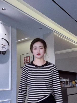 #简约气质穿搭 #今日穿搭分享 #舒适休闲 #今日分享 #我的穿搭日记
