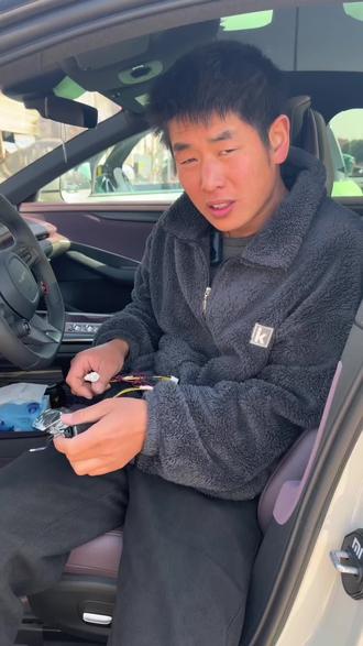 小米Su7门板迎宾灯安装全过程#技术分享#干货分享#汽车内饰改装 #汽车内饰翻新 #原创