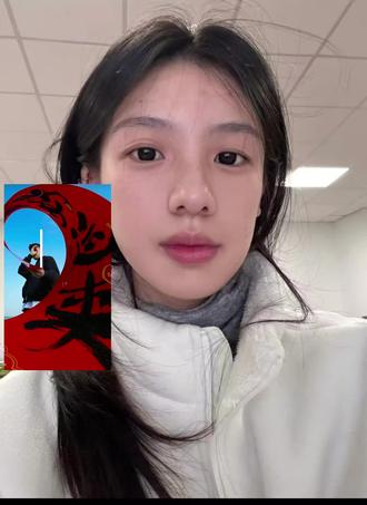 对联一拿,墨镜一带,年味就来了!#豆包ai#豆包P图已经nextlevel了#豆包出大片有两把刷子#豆包把拜年玩明白了#豆包爆改真有两下子 对联拍照ai指令 对联拍照豆包p图