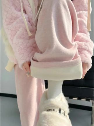 秋冬必备单品#欧韩穿搭 #梨形身材穿搭 #藏肉显瘦穿搭 #女神必备单品 #糯米裤阔腿裤