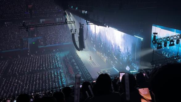 骗你的,我说我今天淋了雨,其实是听了徐良的《那时雨》🌧️
真的很喜欢这首歌!谁懂!!也是听上live了🥰
#徐良 #徐良演唱会 #那时雨 #演唱会才是我的乌托邦