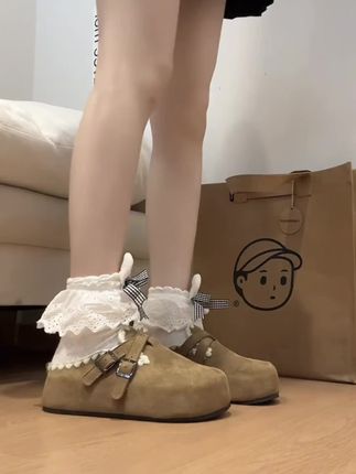 花边勃肯鞋好精致啊,很温柔很百搭!#穿搭 #女鞋 #勃肯鞋 #百搭鞋子 #女鞋推荐