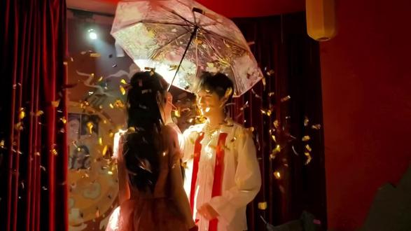 纯剧透#热门 阿奇,谢谢你出现在我的生命中
你说得对,死亡永远不是终点,遗忘才是
#流氓叙事#黛利拉#阿奇#剧本杀 #流氓叙事