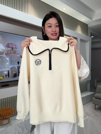 胖女生怎么穿出早秋氛围感#早秋不费力显贵穿搭#早秋穿搭公式来了 #微胖衣服测评 #秋日韩系穿搭走起#无限回购的宝藏单品