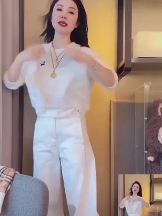 【蜜蜂外套】2025早秋新款蜜蜂刺绣圆领百搭外套LK2506721