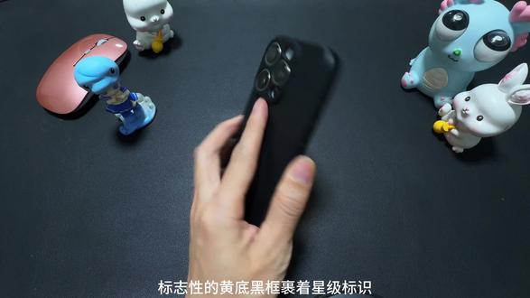 同款经典壁纸来啦🥰试试吧✌🏻
#手机壁纸 #屏保该换了系列 #iphone壁纸 #ios26 #景深壁纸