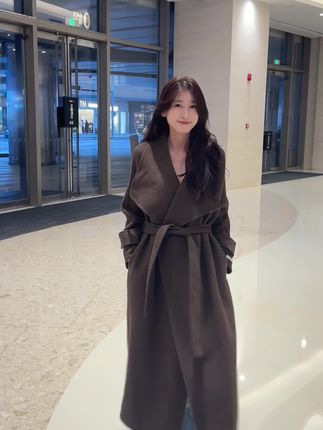 #创作灵感 气质大翻领羊毛大衣#分享今日ootd穿搭 #今日穿搭上线 #大衣 #外套