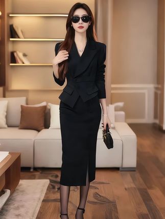 #职场穿搭 #优雅气质 #高级感穿搭#气质女神范儿 #女人味穿搭