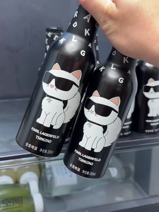 青岛啤酒竟然和夜猫子联名了,出了这款超好喝的全麦款青岛啤酒,七夕聚会微醺刚刚好,铝罐瓶子用来当装饰品也很氛围感!#青岛啤酒 #聚会微醺 #微醺时刻 #啤酒推荐 #仙女都在喝什么