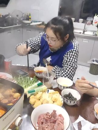 #一起吃一起喝一起玩一起嗨 #纪录美好生活 #吃好喝好开心就好 #幸福一家人