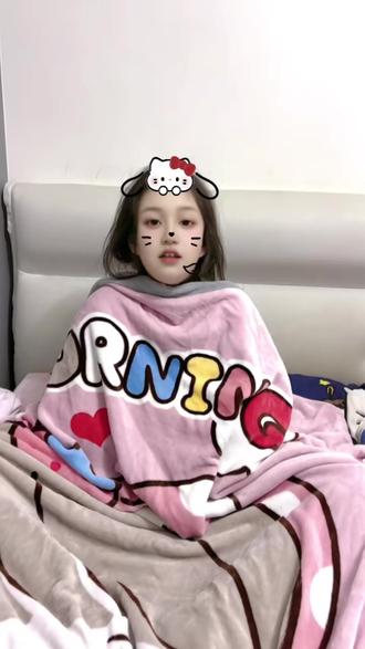 到底是谁的抖音可以发语音啊?为什么我的不行?😤 评论区扣1让我看看有多少人跟我一样被抖音“抛 弃”了!#抖音语音 #为什么我的抖音不能发语音 #抖音冷知识#在家被逼疯系列 #暖心宝宝