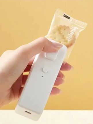 #封口机 迷你封口机家用小型零食封口器便携式食品袋密封器  #实用好物 #好物推荐 #封口机推荐 #生活用品