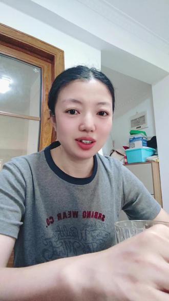 没眼看…… #凸凸裙 #凸凸裙穿搭 #tutu裙 #突突裙 #tutu裙子成人款