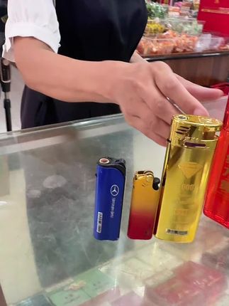 超大号巨无霸打火机#好东西一起分享 #自用好物推荐 #巨无霸打火机 #好东西一起分享 #好物推荐🔥