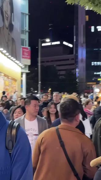 #韩国向中国14城发放十年签 #韩国十年多次签证 周五下班周六去韩国,将会成为新时尚吗❓ #韩国旅游 #韩国旅游签证 #韩国街拍 @众帮出国服务 谭丽 @抖音小助手 @抖音创作灵感